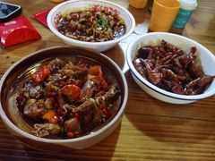 -老三样·美食研究中心(世贸路店)