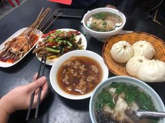 -郑家包子牛肉拉面(尚勤路店)