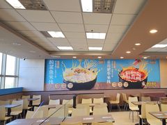 -灵芝妹子海鲜米线(香炉礁山姆店)