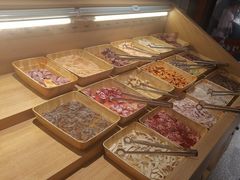 -捞小鲜虾滑海鲜自助火锅(嵊州吾悦店)