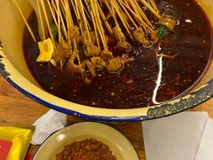 -拈签一笑黄牛肉辣卤串串
