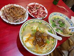 -金杨拉面王小吃面馆·牛三宝面·红烧牛肉粉