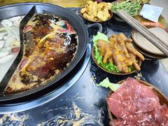 -乖嬢嬢重庆老火锅(南联店)