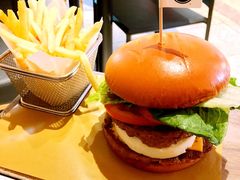 -麦当劳(新王府井店)