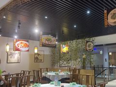 -大城小院饭店(博隆广场虹桥店)