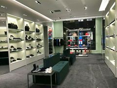 -王府井奥莱临潼小镇(临潼店)