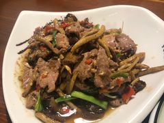 菌香牛柳-云隐小厨·传统大理美食(复兴路店)