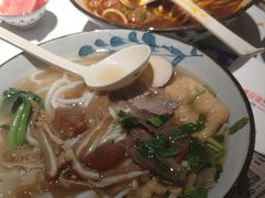 -鑫花溪牛肉米粉(凤凰街创始总店)
