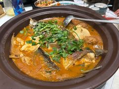 金陵后厨鱼头泡饼-金陵后厨·南京菜(新街口秣陵路店)