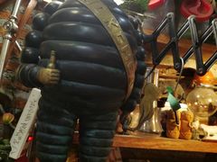 -席娜卡琳火车铁道夜市