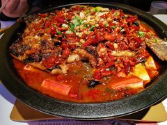 -鸣记脆皮烤鱼·海鲜烤鱼(三八广场店)