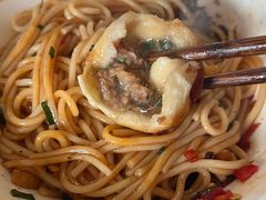 -老字号眼镜子煎包汤包店