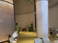 -涨巢·潮玩水疗局