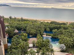 -三亚湾海居铂尔曼度假酒店