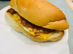 招牌咸牛肉芝士猪仔包-华嫂冰室(尖沙咀店)