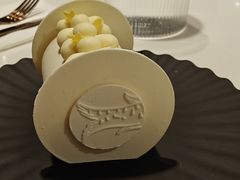 -潮一不贰·法式甜品·生日蛋糕·西式简餐(外滩店)