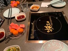 -捞王锅物料理(上海世茂广场店)