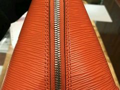 -革瑞斯奢侈品包包护理(温哥华店)