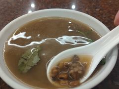 -猪脚洪隆江猪脚饭