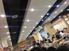 -江城燕子大排档(江汉路步行街店)