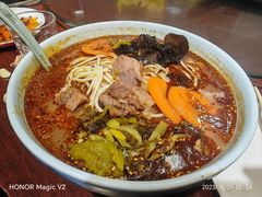 -东大桥小国抻面烧烤(长通路店)