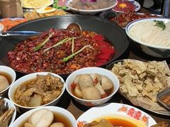 -萍姐火锅·公路夜市(武汉首店)