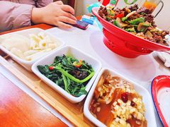 -鲁南仔·滕州炒鸡(经三路店)