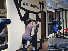 -威克健身游泳(万菱汇店)