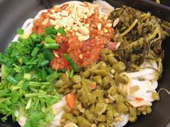 -鑫花溪牛肉米粉(凤凰街创始总店)