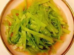 -红樱桃月嫂育婴师(徐汇总店)