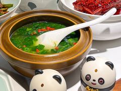 -嫩芽 ·地道重庆菜(十八梯露台夜景店)