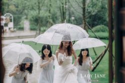 -Lady  Jane高端婚纱礼服馆