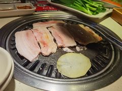 厚切猪五花肉-猫爪爪原切自助烤肉(观音桥阳光世纪店)