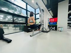 -享受健身·美体塑形馆