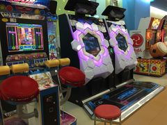 -爱玩嘉年华(龙湖曲江天街店)
