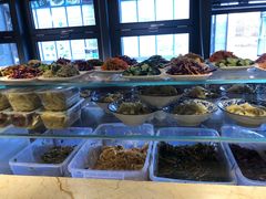 自助取餐区-中阿兰牛肉面(悦海新天地店)