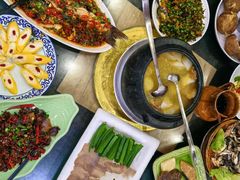 -三锅莊·牦牛肉火锅·香格里拉特色藏餐宴请餐厅(菱角塘路店)