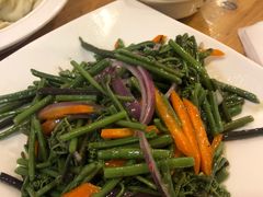 清炒蕨菜-鹤乡东北菜(崮山路店)