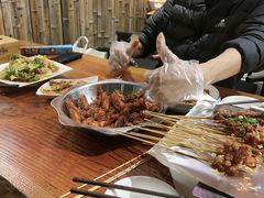 -西部一串烧烤·地道湘西小串