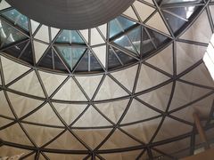 -上海滴水湖皇冠假日酒店