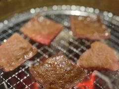 -山川小町·极番烧肉(新地假日广场店)