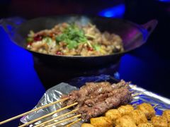 -西街夜油条·麻团包乌饭