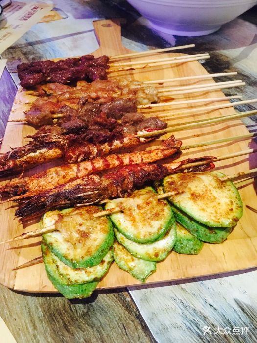 码头宴遇音乐餐厅(东海泰禾店)-烧烤拼盘-菜-烧烤拼盘图片-泉州美食-