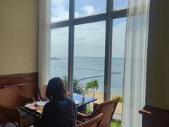 -Rizzan Sea Park Hotel Tancha Bay室内游泳池