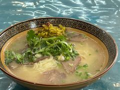 -肇兴特色牛肉粉