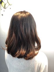 -茶发Salon·烫发染发理发