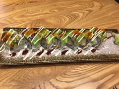 牛油果炸虾卷-吉川居酒屋(建国北路店)