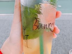-星巴克(广州南站A18检票口楼上)