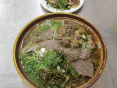 -花溪牛肉粉(八鸽岩店)