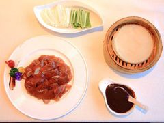 广东果木烤鸭-阳澄湖费尔蒙酒店颐丰阁中餐厅(马鞍山西路店)